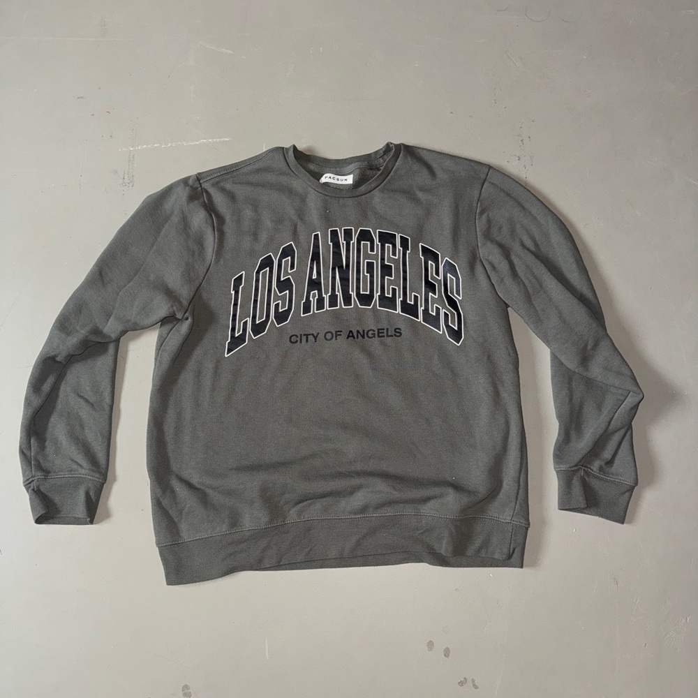 PacSun Gray Sweatshirt with Los Angeles Graphic